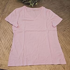 Pink v neck t shirt size L NWOT
